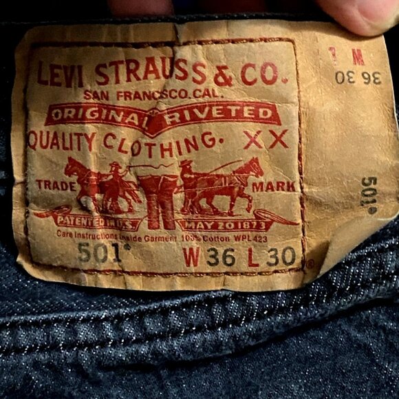 Levi's Vintage Wide Patch 501 Button Fly Original Straight Fit Faded Black Jeans - Picture 7 of 16